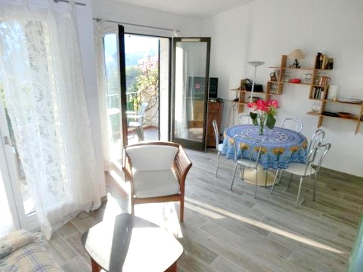 Ferienwohnung Studio A Theoule Sur Mer A 400 M De La Plage Avec Vue Sur La Mer Terrasse Amenagee Et Wifi Exterior foto